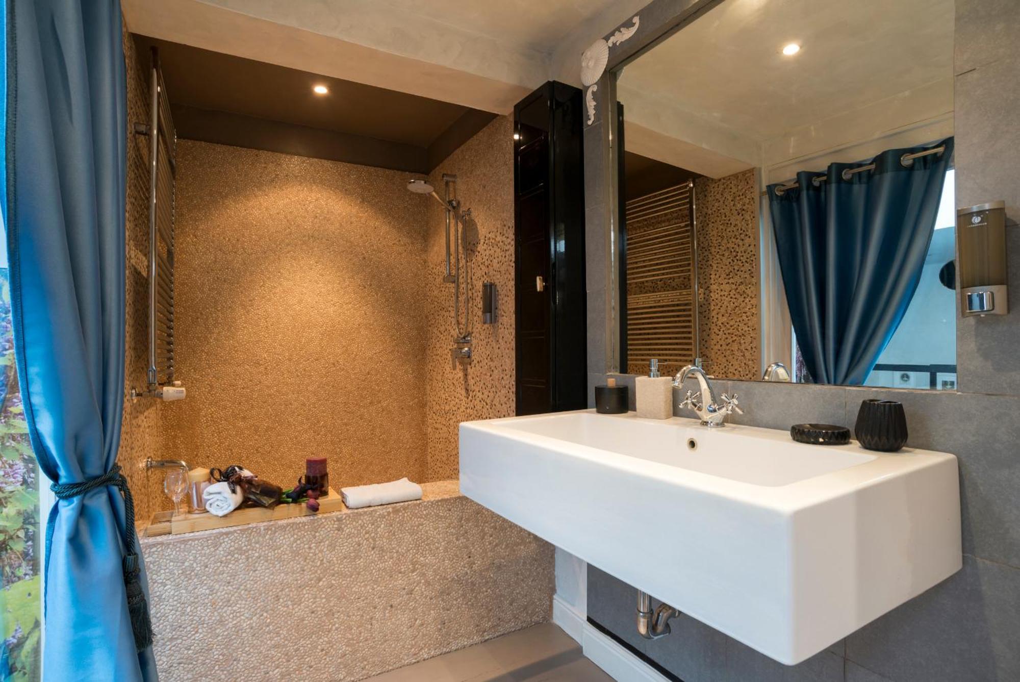 Luxury Piazza Di Spagna Escape With Terrace And Private Spa Roma Exterior foto